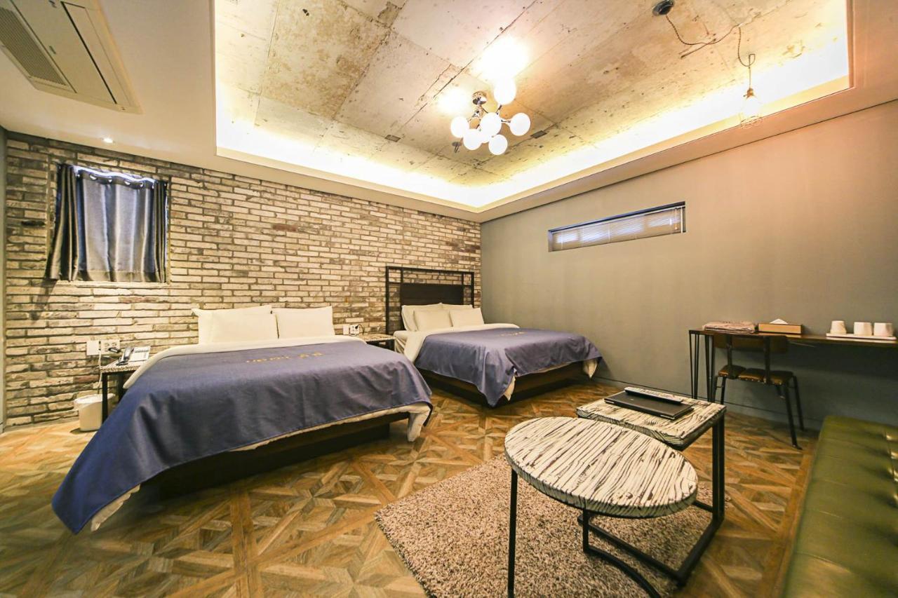 Hotel Myeongjak Chuncheon Εξωτερικό φωτογραφία