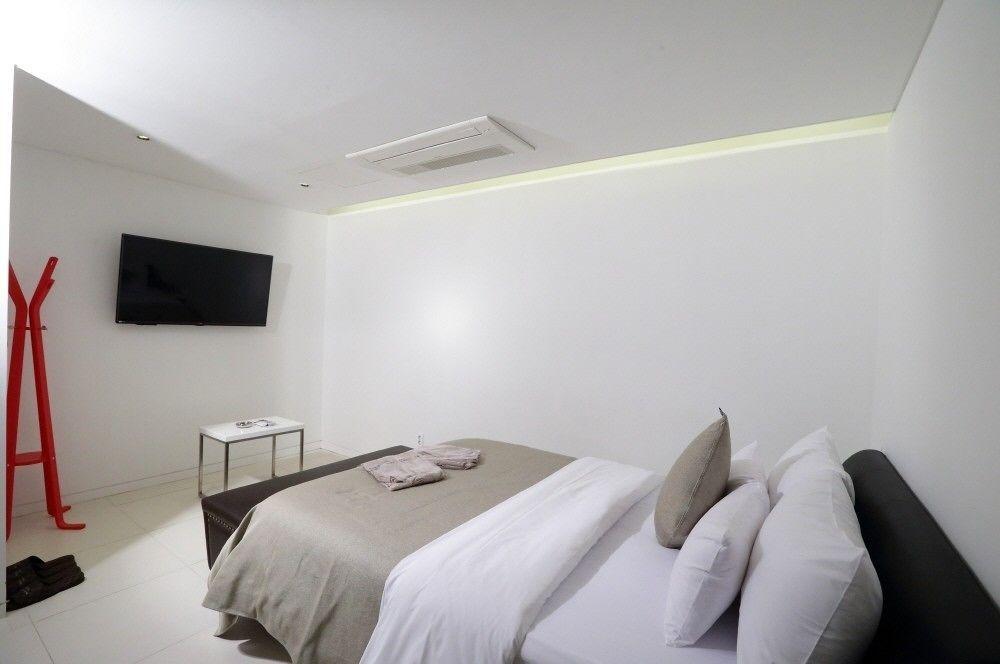 Hotel Myeongjak Chuncheon Εξωτερικό φωτογραφία